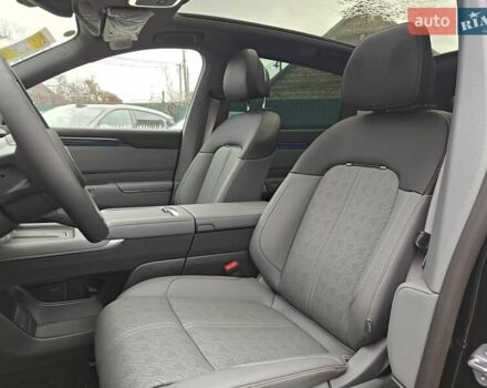 Черный Zeekr 001, объемом двигателя 0 л и пробегом 1 тыс. км за 50500 $, фото 16 на Automoto.ua