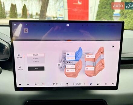 Черный Zeekr 001, объемом двигателя 0 л и пробегом 1 тыс. км за 49500 $, фото 32 на Automoto.ua