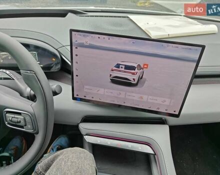 Черный Zeekr 001, объемом двигателя 0 л и пробегом 1 тыс. км за 50500 $, фото 22 на Automoto.ua