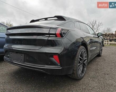 Черный Zeekr 001, объемом двигателя 0 л и пробегом 1 тыс. км за 50500 $, фото 3 на Automoto.ua