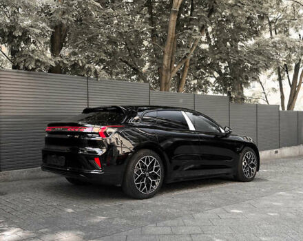 Черный Zeekr 001, объемом двигателя 0 л и пробегом 1 тыс. км за 51999 $, фото 2 на Automoto.ua