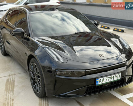 Zeekr 001 2024 в Киеве на Automoto.ua Черный Zeekr 001, объемом двигателя 0 л и пробегом 11 тыс. км за 39999 $, фото 1 на Automoto.ua