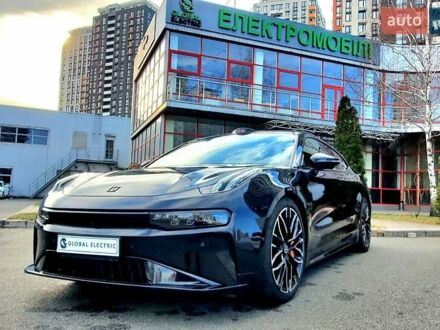 Zeekr 001 2024 в Киеве на Automoto.ua Черный Zeekr 001, объемом двигателя 0 л и пробегом 8 тыс. км за 44500 $, фото 1 на Automoto.ua