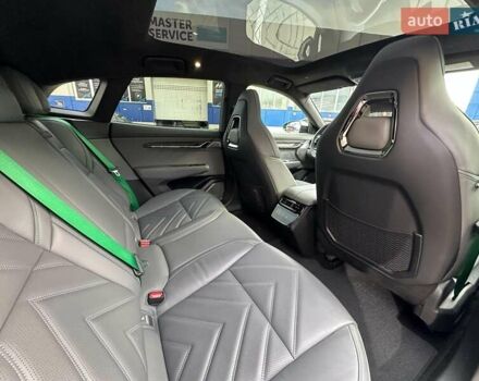 Червоний Zeekr 001, об'ємом двигуна 0 л та пробігом 61 тис. км за 38980 $, фото 19 на Automoto.ua