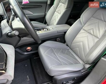 Червоний Zeekr 001, об'ємом двигуна 0 л та пробігом 61 тис. км за 38980 $, фото 27 на Automoto.ua