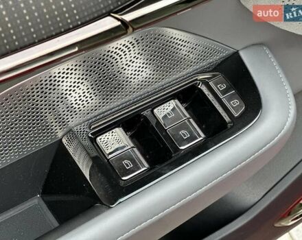 Червоний Zeekr 001, об'ємом двигуна 0 л та пробігом 61 тис. км за 38980 $, фото 26 на Automoto.ua