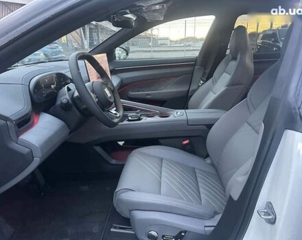 Zeekr 001, объемом двигателя 4.25 л и пробегом 1 тыс. км за 48500 $, фото 17 на Automoto.ua