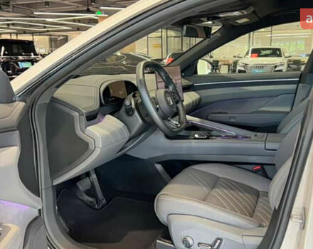 Zeekr 001, объемом двигателя 0 л и пробегом 0 тыс. км за 42900 $, фото 7 на Automoto.ua