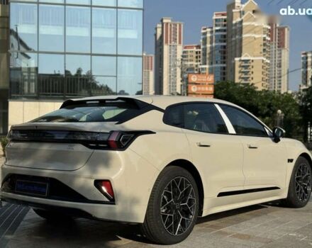 Zeekr 001, объемом двигателя 0 л и пробегом 1 тыс. км за 40999 $, фото 2 на Automoto.ua