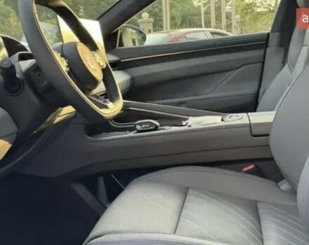 Zeekr 001 2025 року купити нове авто Zeekr 001 2025 року від офіційного дилера ELECTRO-MOTORS KROPYVNYTSKYI Zeekr фото