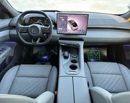 Zeekr 001 2025 у Івано-Франківську на Automoto.ua Zeekr 001, об'ємом двигуна 0 л та пробігом 1 тис. км за 47700 $, фото 21 на Automoto.ua