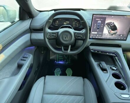 Zeekr 001, объемом двигателя 0 л и пробегом 1 тыс. км за 47700 $, фото 22 на Automoto.ua