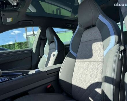Zeekr 001 2025 у Києві на Automoto.ua Zeekr 001, об'ємом двигуна 0 л та пробігом 1 тис. км за 46900 $, фото 14 на Automoto.ua