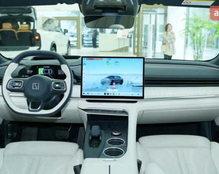 Zeekr 001, объемом двигателя 0 л и пробегом 0 тыс. км за 56400 $, фото 15 на Automoto.ua