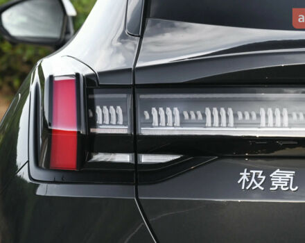 Zeekr 001, об'ємом двигуна 0 л та пробігом 0 тис. км за 56400 $, фото 10 на Automoto.ua