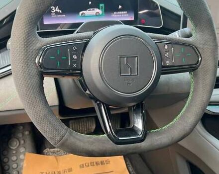 Сірий Zeekr 001, об'ємом двигуна 0 л та пробігом 49 тис. км за 35900 $, фото 5 на Automoto.ua