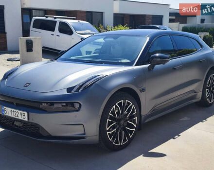 Серый Zeekr 001, объемом двигателя 0 л и пробегом 15 тыс. км за 39000 $, фото 2 на Automoto.ua