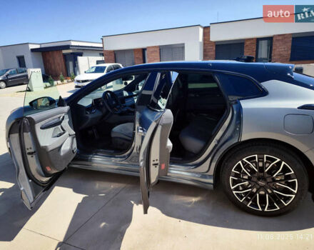 Серый Zeekr 001, объемом двигателя 0 л и пробегом 15 тыс. км за 39000 $, фото 24 на Automoto.ua