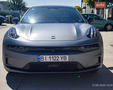 Серый Zeekr 001, объемом двигателя 0 л и пробегом 15 тыс. км за 39000 $, фото 1 на Automoto.ua
