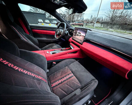 Сірий Zeekr 001, об'ємом двигуна 0 л та пробігом 2 тис. км за 79880 $, фото 21 на Automoto.ua