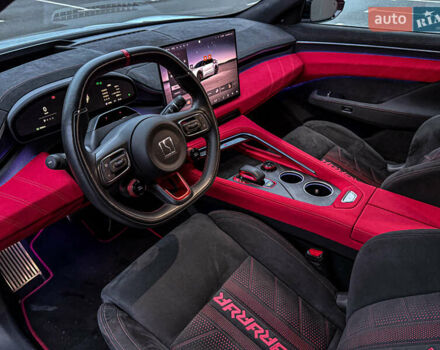 Сірий Zeekr 001, об'ємом двигуна 0 л та пробігом 2 тис. км за 79880 $, фото 28 на Automoto.ua