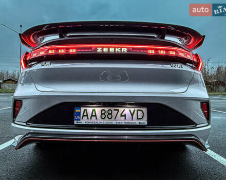 Сірий Zeekr 001, об'ємом двигуна 0 л та пробігом 2 тис. км за 79880 $, фото 9 на Automoto.ua