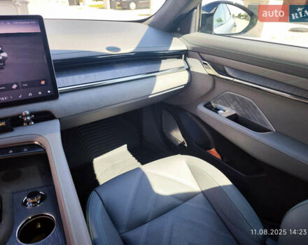 Серый Zeekr 001, объемом двигателя 0 л и пробегом 15 тыс. км за 39000 $, фото 30 на Automoto.ua