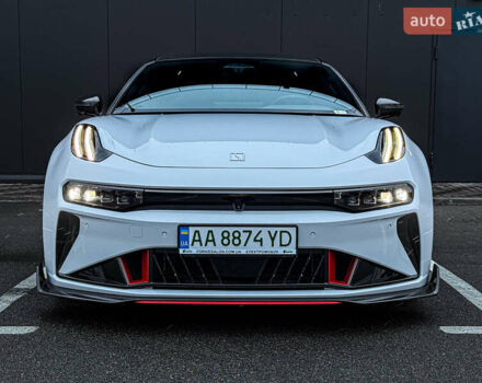 Сірий Zeekr 001, об'ємом двигуна 0 л та пробігом 2 тис. км за 79880 $, фото 1 на Automoto.ua