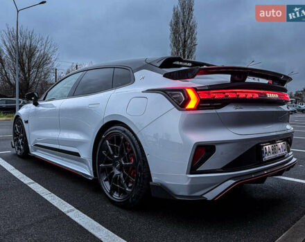 Сірий Zeekr 001, об'ємом двигуна 0 л та пробігом 2 тис. км за 79880 $, фото 11 на Automoto.ua