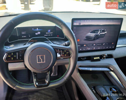 Серый Zeekr 001, объемом двигателя 0 л и пробегом 15 тыс. км за 39000 $, фото 28 на Automoto.ua