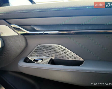 Серый Zeekr 001, объемом двигателя 0 л и пробегом 15 тыс. км за 39000 $, фото 26 на Automoto.ua