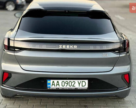 Серый Zeekr 001, объемом двигателя 0 л и пробегом 16 тыс. км за 48500 $, фото 3 на Automoto.ua