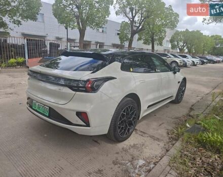 Zeekr 001 2024 в Днепре (Днепропетровске) на Automoto.ua Серый Zeekr 001, объемом двигателя 0 л и пробегом 11 тыс. км за 39900 $, фото 7 на Automoto.ua