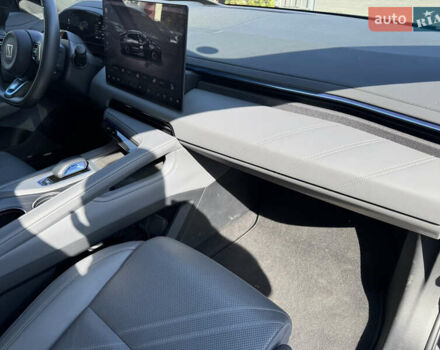 Серый Zeekr 001, объемом двигателя 0 л и пробегом 10 тыс. км за 45000 $, фото 27 на Automoto.ua