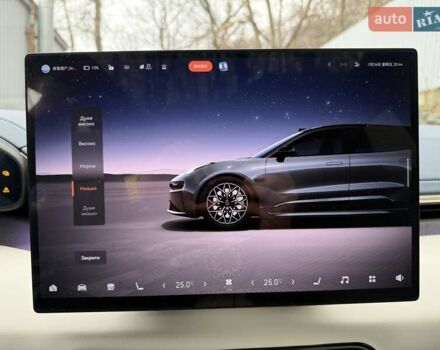 Серый Zeekr 001, объемом двигателя 0 л и пробегом 10 тыс. км за 46500 $, фото 31 на Automoto.ua