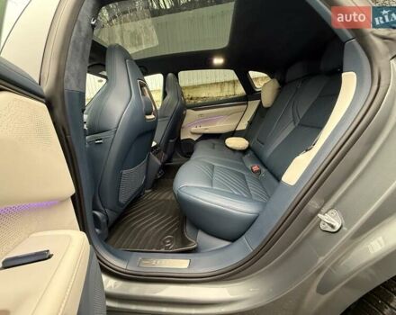 Серый Zeekr 001, объемом двигателя 0 л и пробегом 10 тыс. км за 46500 $, фото 64 на Automoto.ua