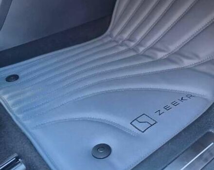 Серый Zeekr 001, объемом двигателя 0 л и пробегом 12 тыс. км за 41000 $, фото 7 на Automoto.ua