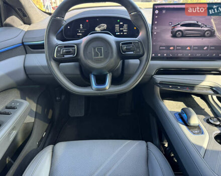 Серый Zeekr 001, объемом двигателя 0 л и пробегом 10 тыс. км за 45000 $, фото 30 на Automoto.ua