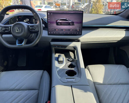 Серый Zeekr 001, объемом двигателя 0 л и пробегом 10 тыс. км за 45000 $, фото 29 на Automoto.ua