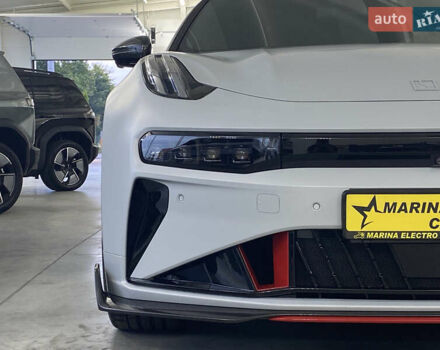 Сірий Zeekr 001, об'ємом двигуна 0 л та пробігом 3 тис. км за 96950 $, фото 5 на Automoto.ua