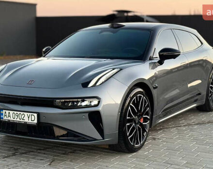 Серый Zeekr 001, объемом двигателя 0 л и пробегом 16 тыс. км за 48500 $, фото 2 на Automoto.ua
