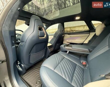 Серый Zeekr 001, объемом двигателя 0 л и пробегом 10 тыс. км за 46500 $, фото 61 на Automoto.ua
