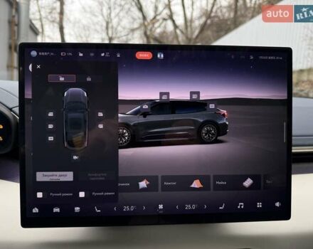 Серый Zeekr 001, объемом двигателя 0 л и пробегом 10 тыс. км за 46500 $, фото 33 на Automoto.ua