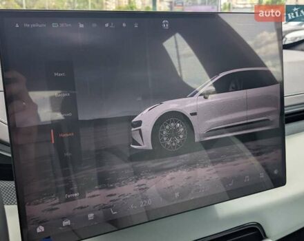 Серый Zeekr 001, объемом двигателя 0 л и пробегом 2 тыс. км за 49500 $, фото 29 на Automoto.ua