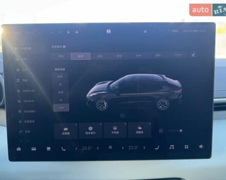 Сірий Zeekr 001, об'ємом двигуна 0 л та пробігом 7 тис. км за 46900 $, фото 22 на Automoto.ua