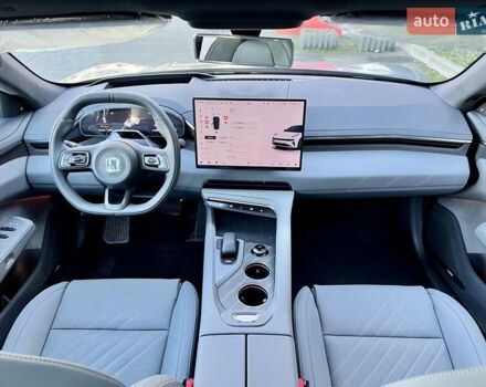 Серый Zeekr 001, объемом двигателя 0 л и пробегом 1 тыс. км за 51999 $, фото 34 на Automoto.ua