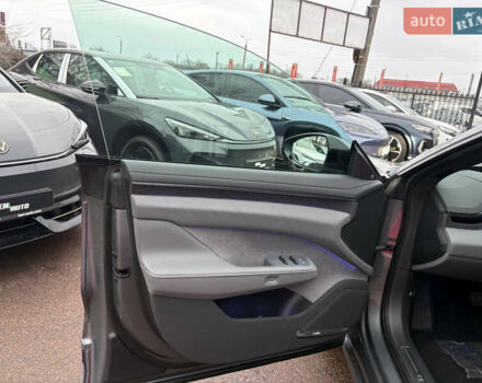 Серый Zeekr 001, объемом двигателя 0 л и пробегом 1 тыс. км за 46500 $, фото 17 на Automoto.ua