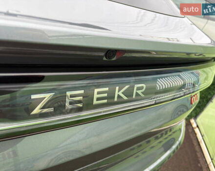 Серый Zeekr 001, объемом двигателя 0 л и пробегом 1 тыс. км за 46500 $, фото 13 на Automoto.ua