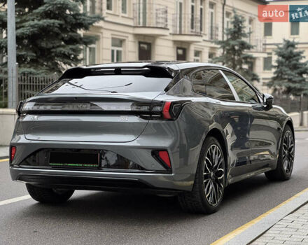 Серый Zeekr 001, объемом двигателя 0 л и пробегом 1 тыс. км за 59500 $, фото 8 на Automoto.ua