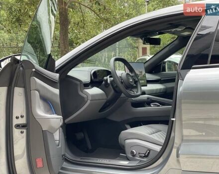 Серый Zeekr 001, объемом двигателя 0 л и пробегом 3 тыс. км за 46900 $, фото 5 на Automoto.ua